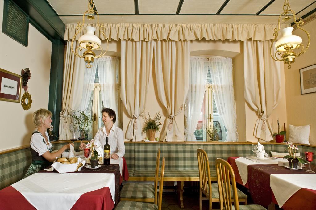 Pension Zierlinger 山夫顿堡 外观 照片